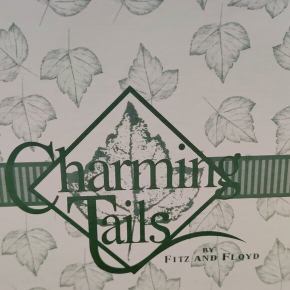 Fitz and Floyd Charming Tails: Friends Are A Bushel Of Fun - 85/505 In Box - Picture 7 of 9